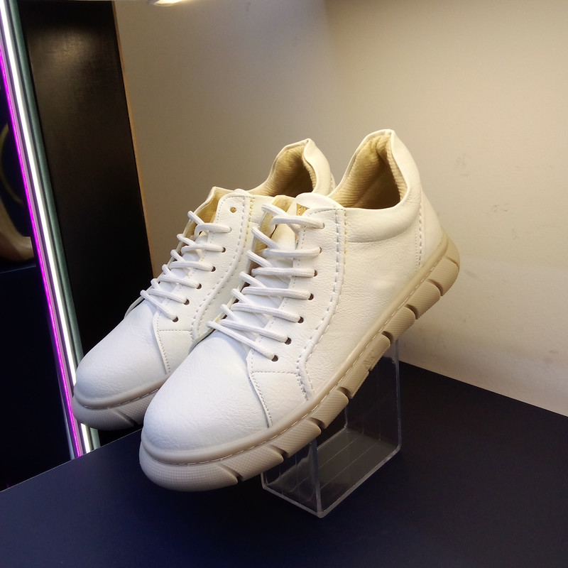 کفش طبی زنانه مدل Goyt