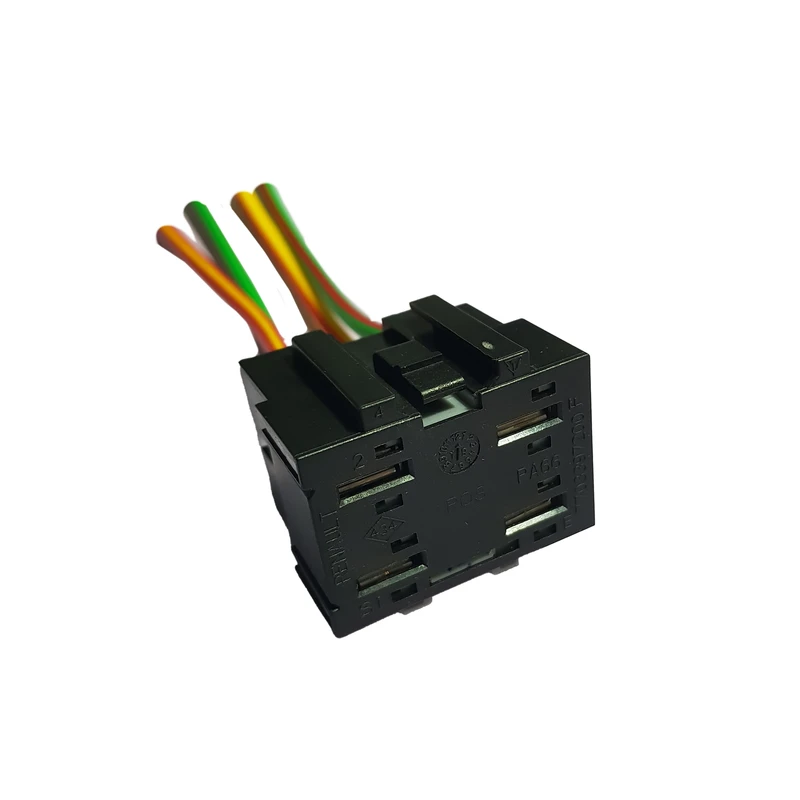 سوکت فیوز کد bbz-2338 مناسب برای پژو 206