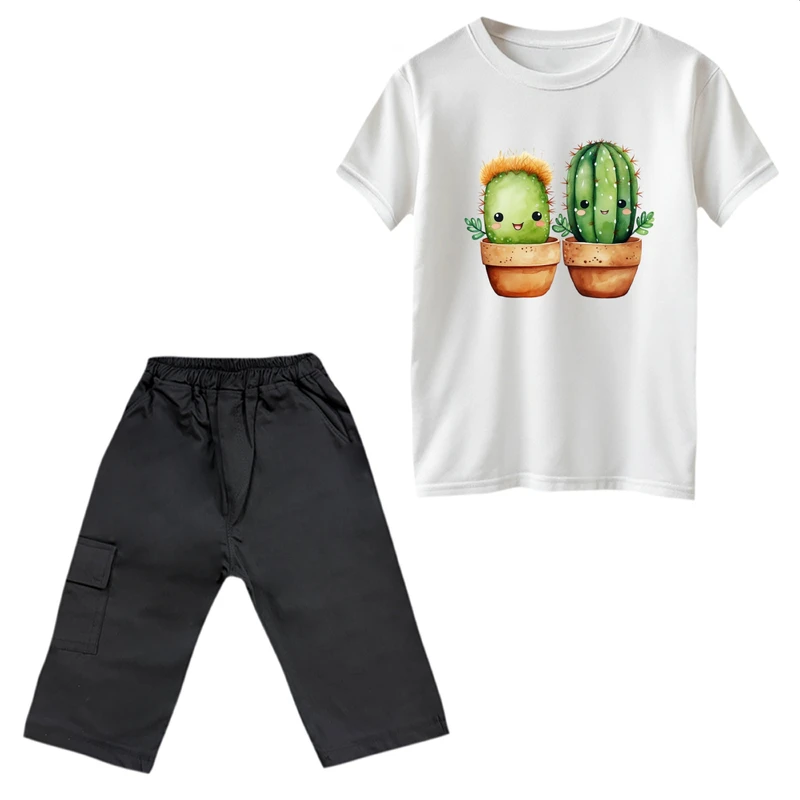 ست تی‌شرت آستین کوتاه و شلوارک دخترانه مدل کاکتوس ها