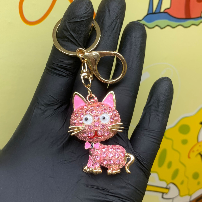 جاکلیدی زنانه مدل گربه ملوس نگینی جاکلیدی زنانه مدل گربه ملوس نگینی