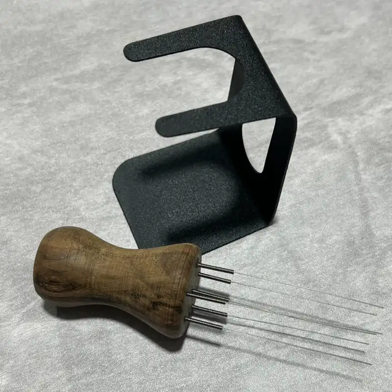 نیدل مدل استند دار