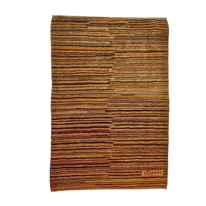 گبه فرش دستباف یک ونیم متری مدل بافت قشقای شیراز کد NKP.Z.N103