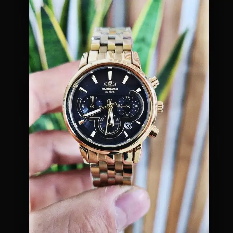 ساعت مچی عقربه ای زنانه الگانس مدل سه موتور فعال کورنوگراف m22