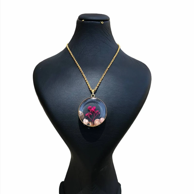 گردنبند دخترانه مدل رزین با گل طبیعی