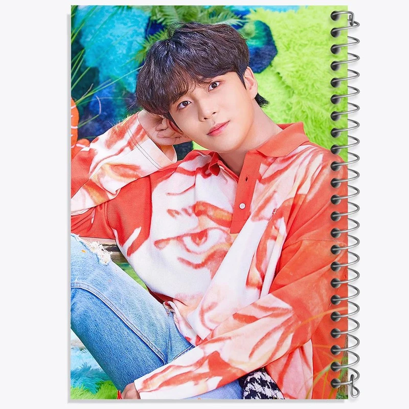 دفتر مشق 50 برگ خندالو مدل جونگهو گروه ایتیز ATEEZ  کد 12295