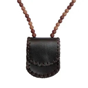 گردنبند مدل پژال مهره دار چرم طبیعی