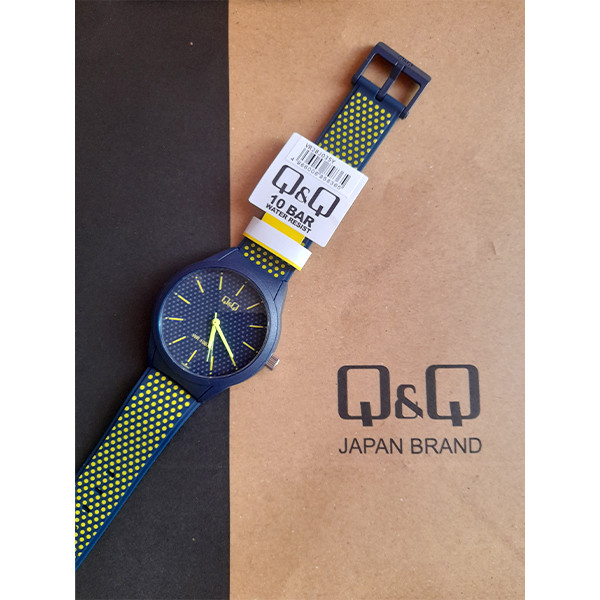 ساعت مچی عقربه ای کیو اند کیو مدل vr28j035y