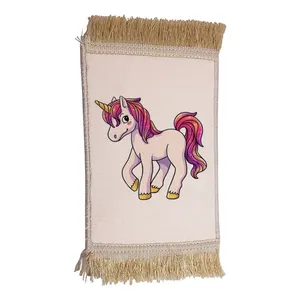 فرش ماشینی دیوارکوب مدل یونیکورن کد 51