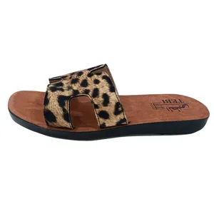 دمپایی زنانه الطبی مدل پلنگی