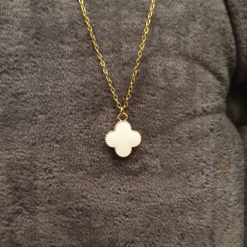 گردنبند زنانه مدل ونکلیف