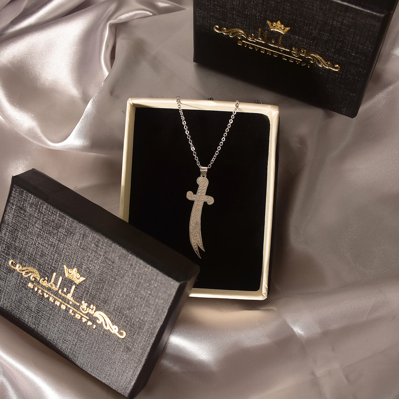 گردنبند نقره مردانه نقره جات لطفی طرح شمشیر ذولفقار زنجیر استیل کد SHN05