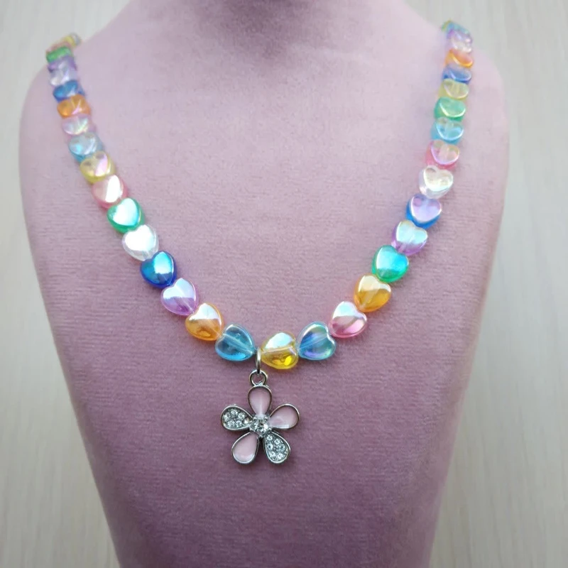 عکس شماره 3 : گردنبند دخترانه مدل مهره ای قلب و گل کد 0332