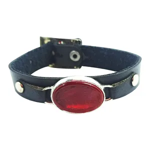 دستبند مردانه سلین کالا مدل عقیق خطی ce-As217