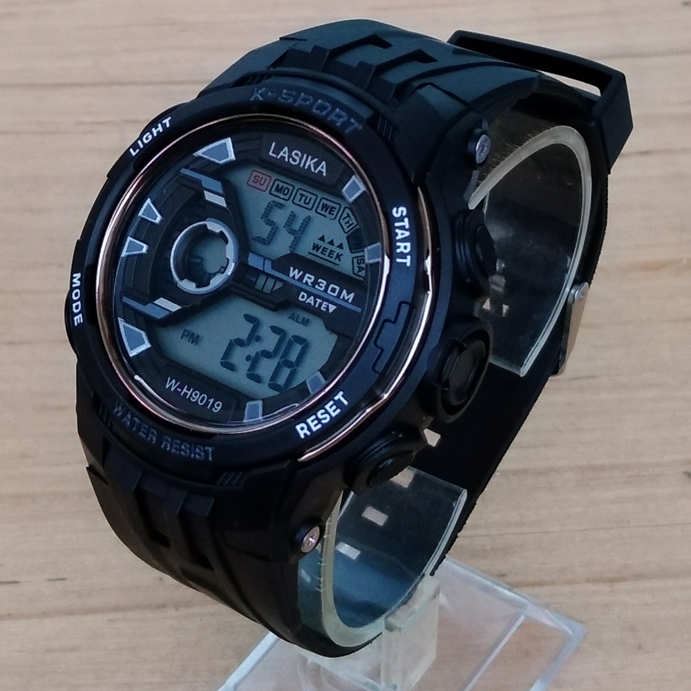 ساعت مچی دیجیتال پسرانه کد RTY 100 ساعت مچی دیجیتال پسرانه کد RTY 100