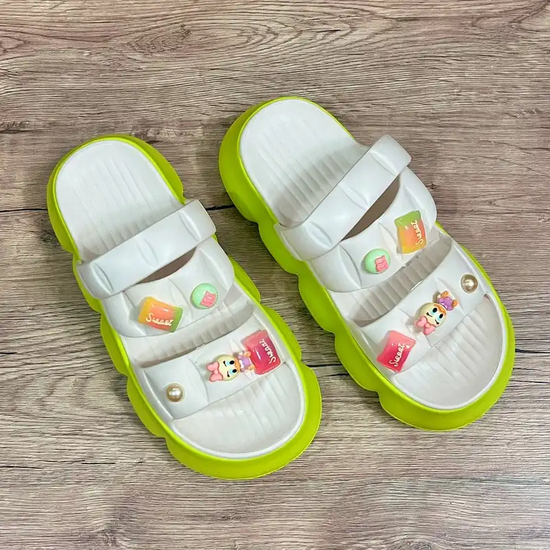 صندل زنانه مدل آبنباتی