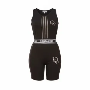 ست تاپ و شلوارک راحتی زنانه مدل وسط تور