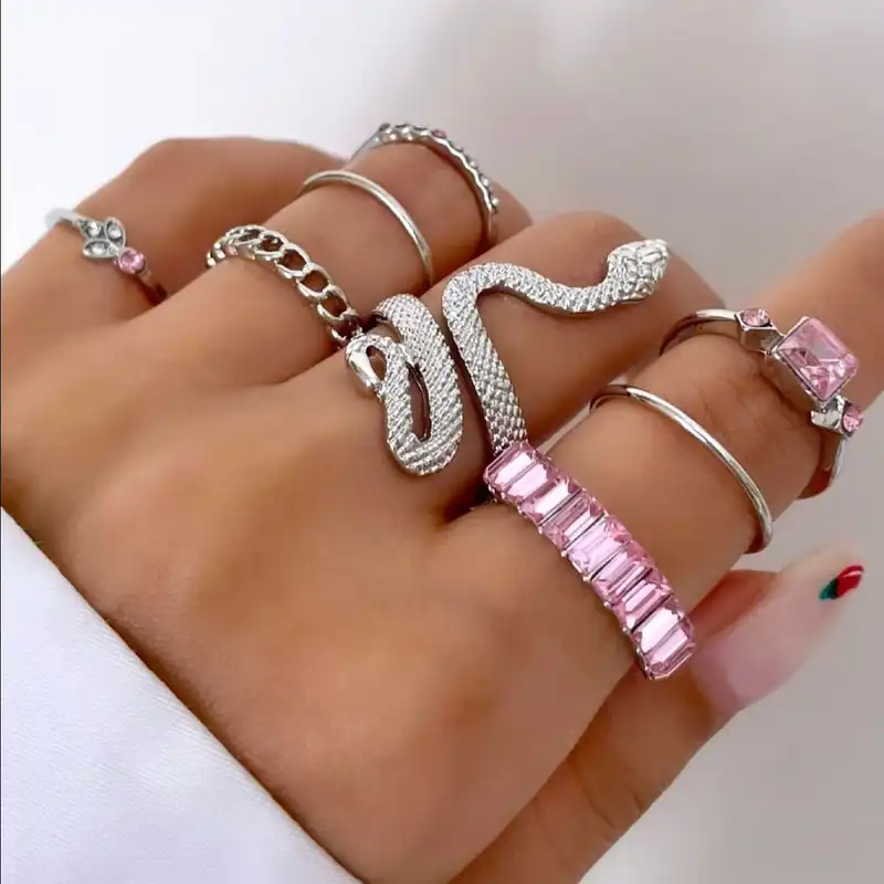 انگشتر زنانه مدل نگین باگتی کد CRT مجموعه 8 عددی