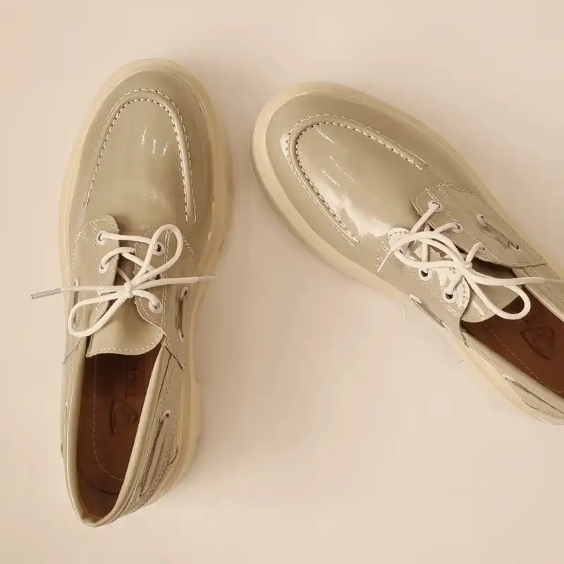 کفش زنانه مدل بندی ورنی