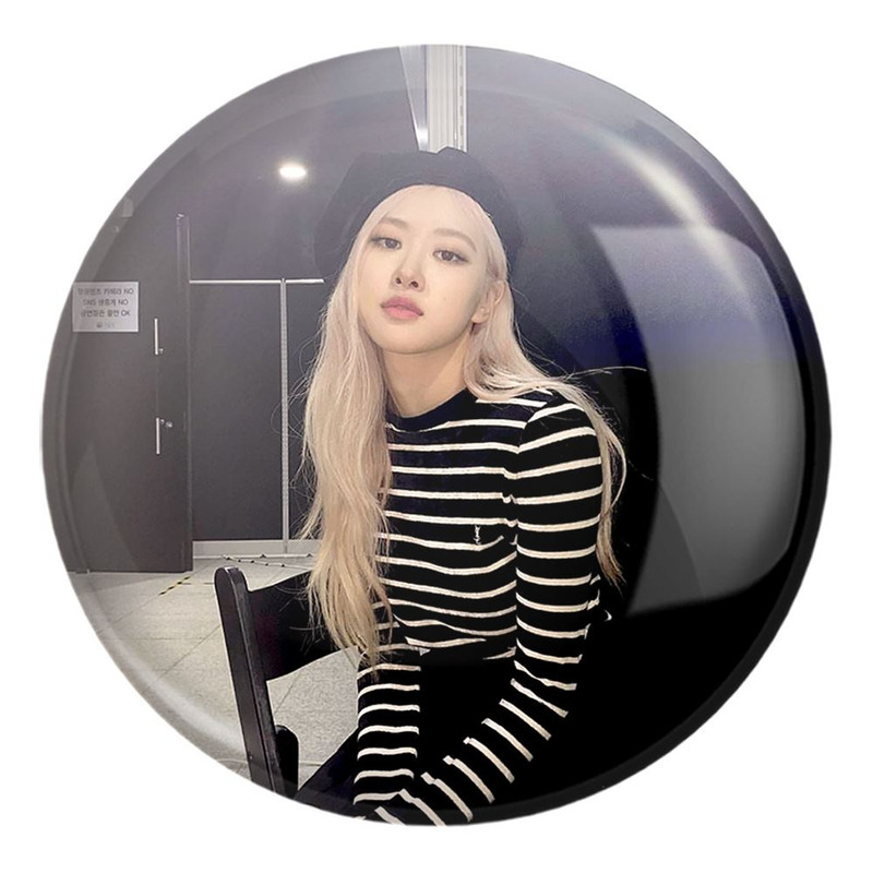 پیکسل خندالو طرح رزی گروه بلک پینک Black Pink کد 3664 مدل بزرگ