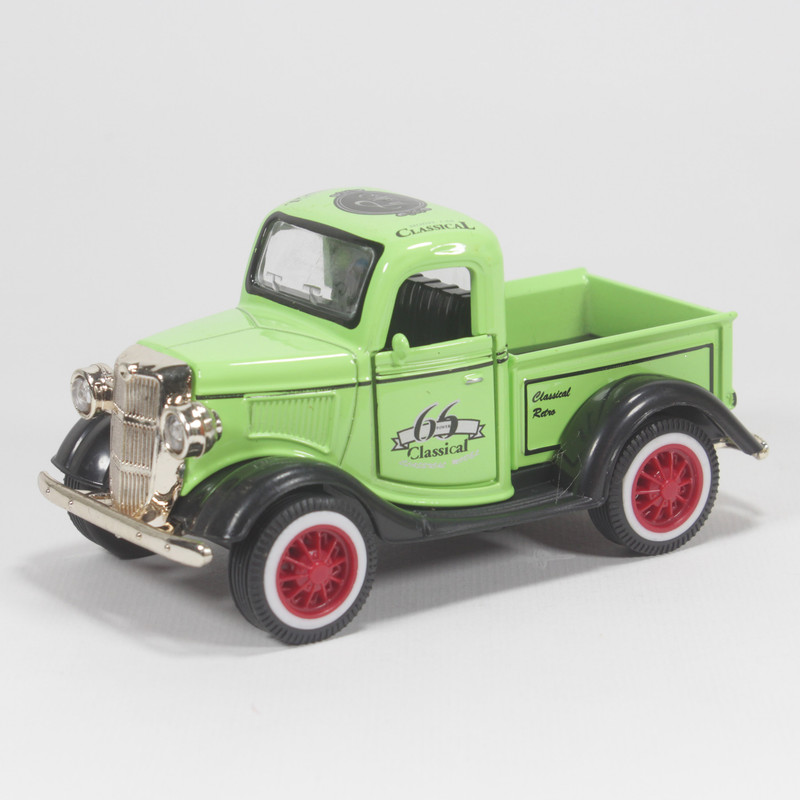 ماشین بازی مدل کلاسیک کد 0562