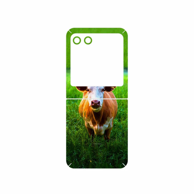 برچسب پوششی ماهوت مدل Cow مناسب برای گوشی موبایل موتورولا Razr 40 Ultra