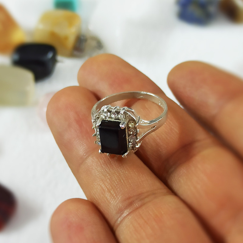 انگشتر نقره زنانه سلین کالا مدل عقیق ce-a-aghigh