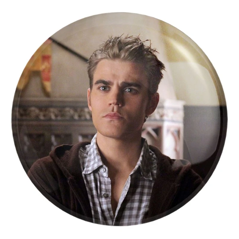 پیکسل خندالو طرح استفان سالواتوره خاطرات یک خون آشام  The Vampire Diaries کد 23680 مدل بزرگ