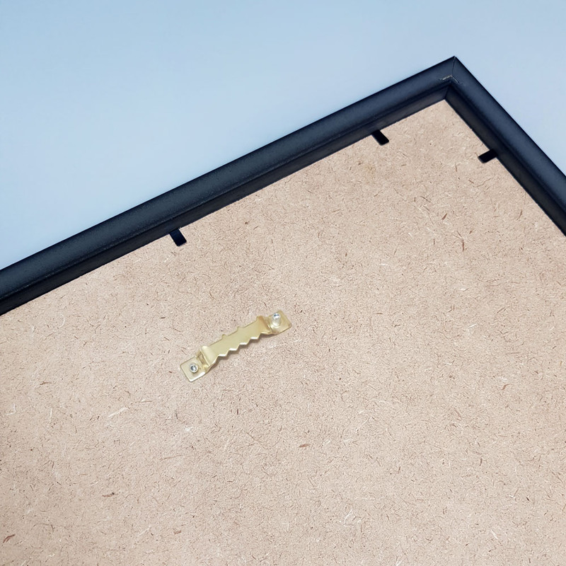 تابلو سالی وود مدل هیچ چیز جز نامشان کد T300131