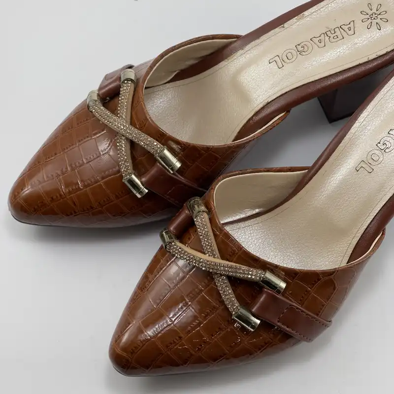 صندل زنانه مدل نگینی