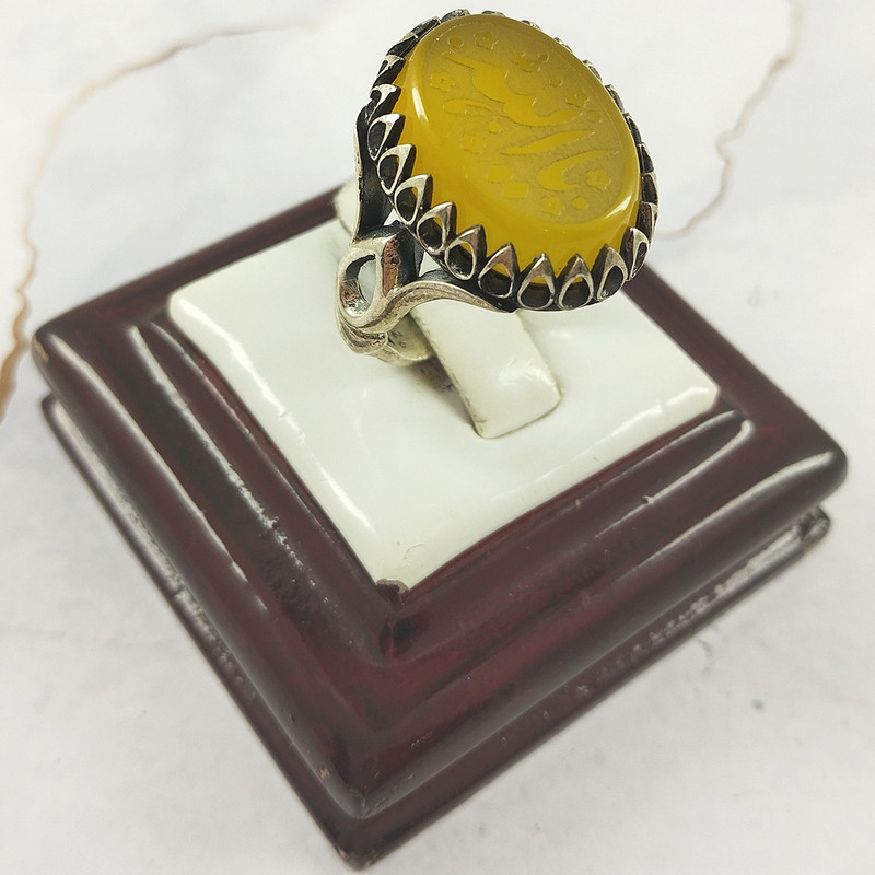 انگشتر نقره مردانه سلین کالا مدل عقیق خطی طرح یا الله انگشتر نقره مردانه سلین کالا مدل عقیق خطی طرح یا الله