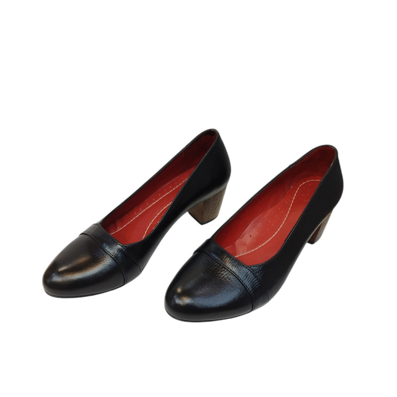 کفش زنانه مدل PZM 415 CHR چرم طبیعی رنگ مشکی