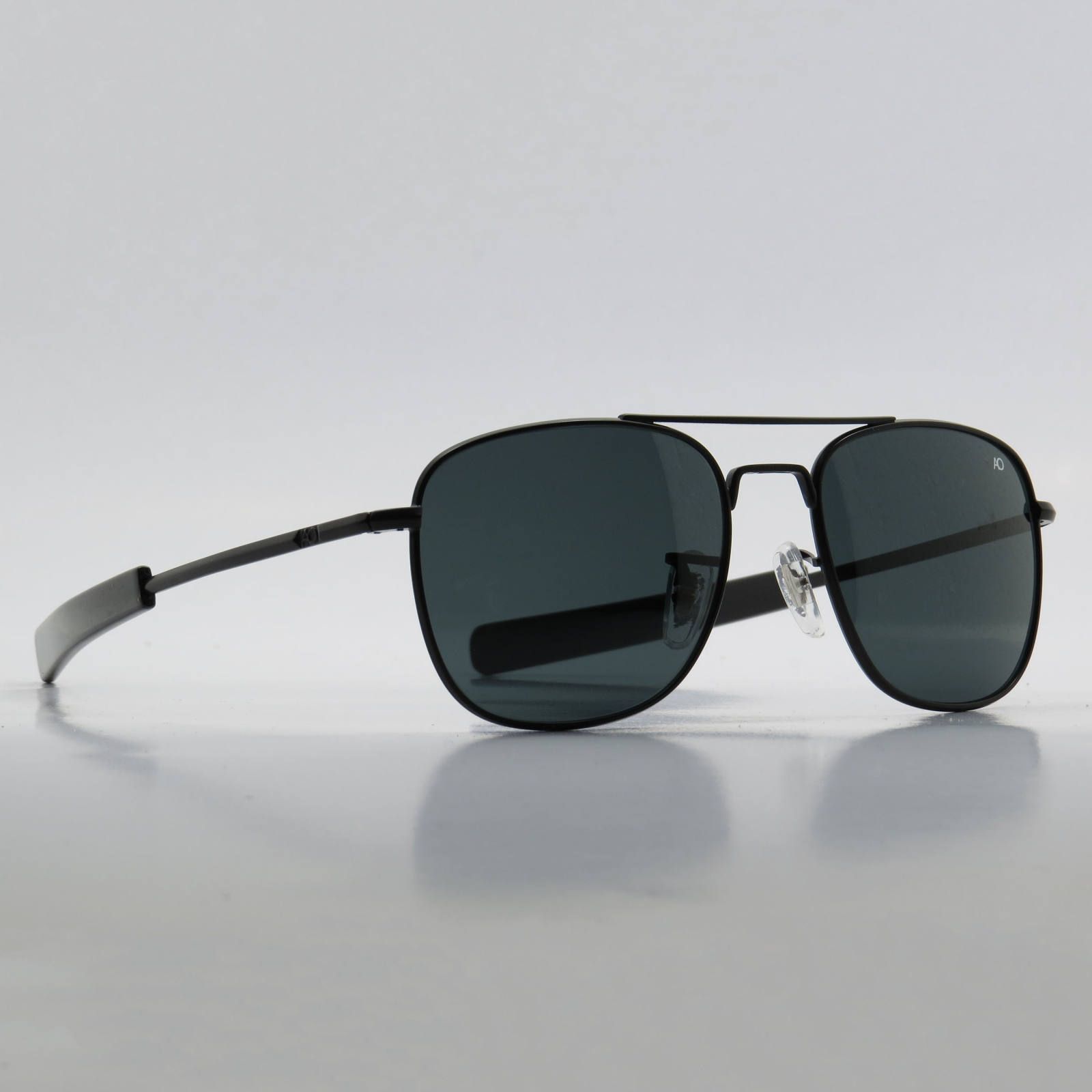 عینک آفتابی مردانه امریکن اوپتیکال مدل pilot56 b -  - 4