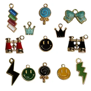 آویز دستبند کد AD 734 مجموعه 13 عددی