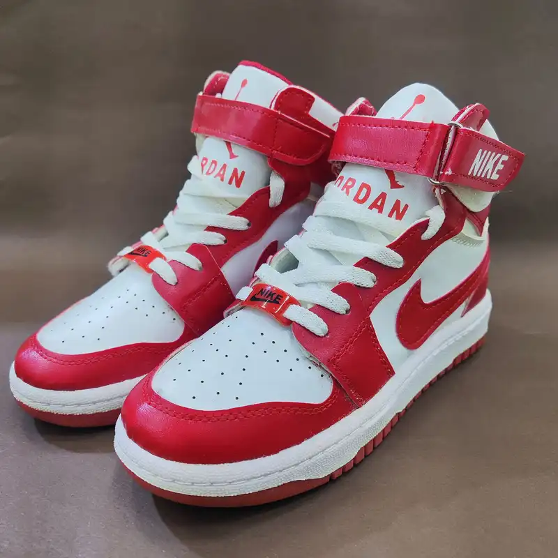 کفش مخصوص پیاده روی بچگانه مدل 2023 yt