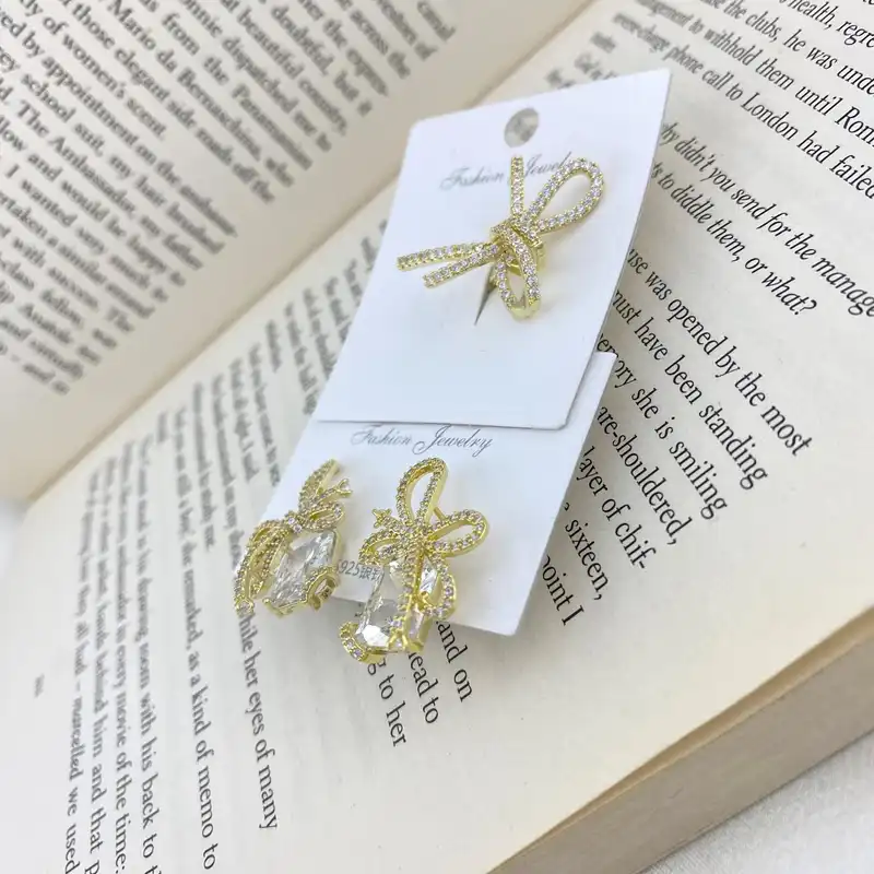 گوشواره زنانه مدل پاپیون کد E4716 مجموعه 2 عددی