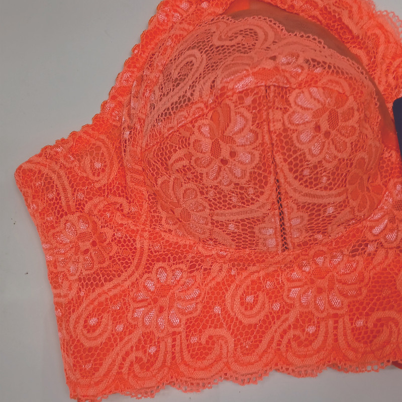 سوتین زنانه مدل گیپور زیر نخ بدون فنر کد 211