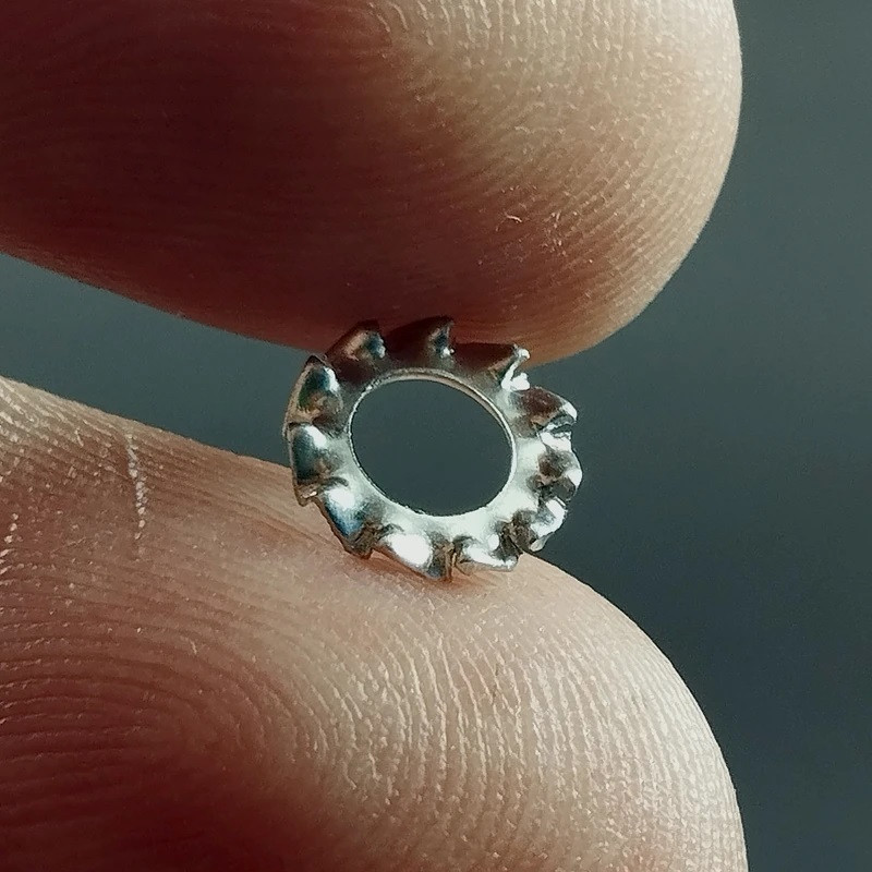 واشر خورشیدی مدل M4-8MM سایز 4 میلیمتر بسته 100 عددی