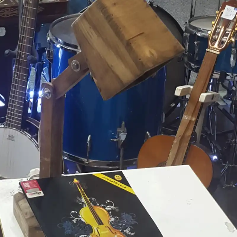 چراغ مطالعه مدل آریا