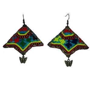 گوشواره سوزن دوزی کد B84