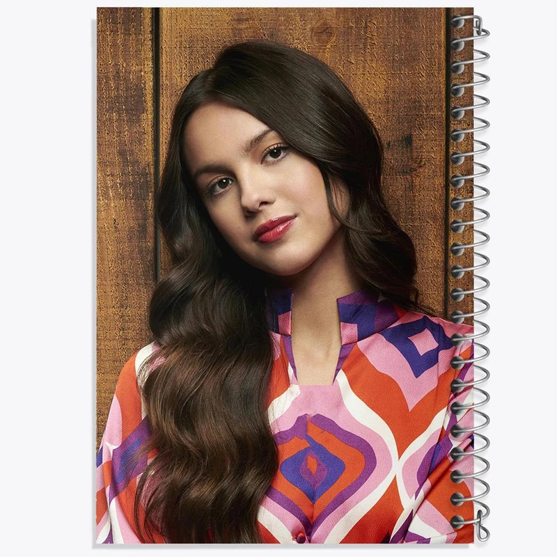 دفتر مشق 100 برگ خندالو طرح اولیویا رودریگو Olivia Rodrigo کد 19255