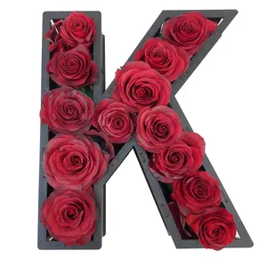 جعبه گل رز کلبه گل سن سون مدل حرف K