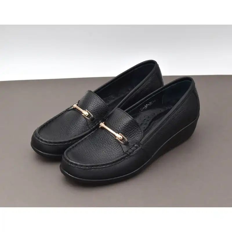 کفش روزمره زنانه مدل هورنا کد 8991