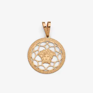 آویز گردنبند طلا 18 عیار زنانه گالری قو طلایی طرح ورساچه مدوسا