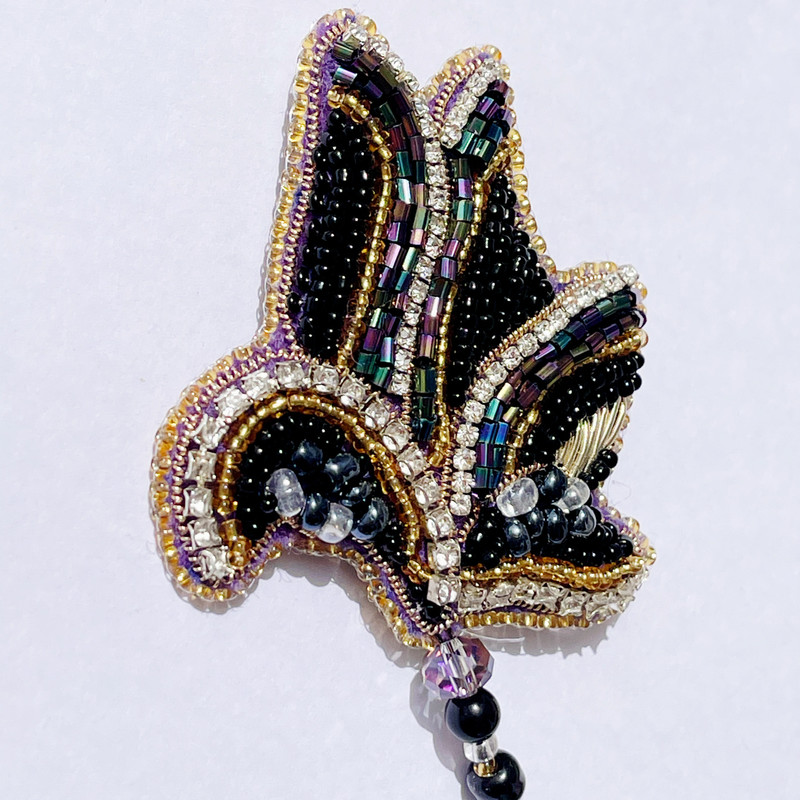 سنجاق سینه زنانه طرح ارکیده کد 001 سنجاق سینه زنانه طرح ارکیده کد 001