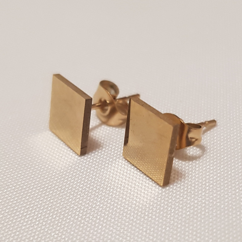 گوشواره دخترانه مدل آینه ای مربع 3240