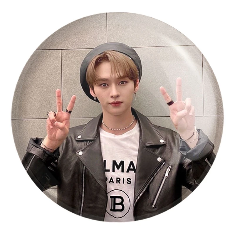 پیکسل خندالو طرح لی نو گروه استری کیدز Stary Kids کد 16883 مدل بزرگ