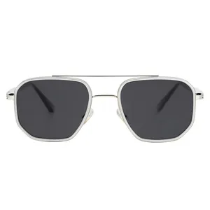 عینک آفتابی چند ضلعی آرمانی مدل P0571