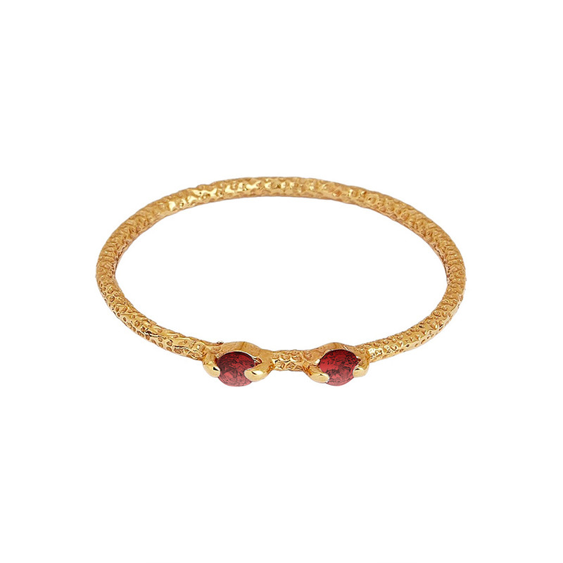 انگشتر طلا 18 عیار زنانه لاوین مدل چکش خور دو سنگ قرمز سایز 53