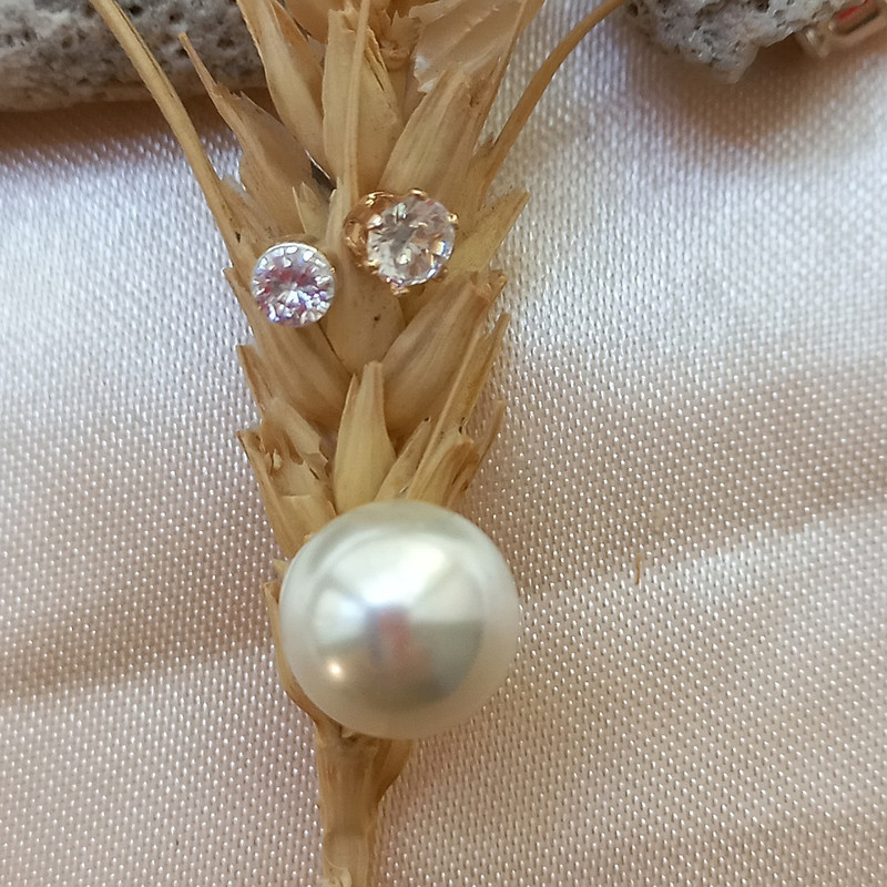 گوشواره زنانه سیکس مدل S245 مجموعه 5 عددی گوشواره زنانه سیکس مدل S245 مجموعه 5 عددی