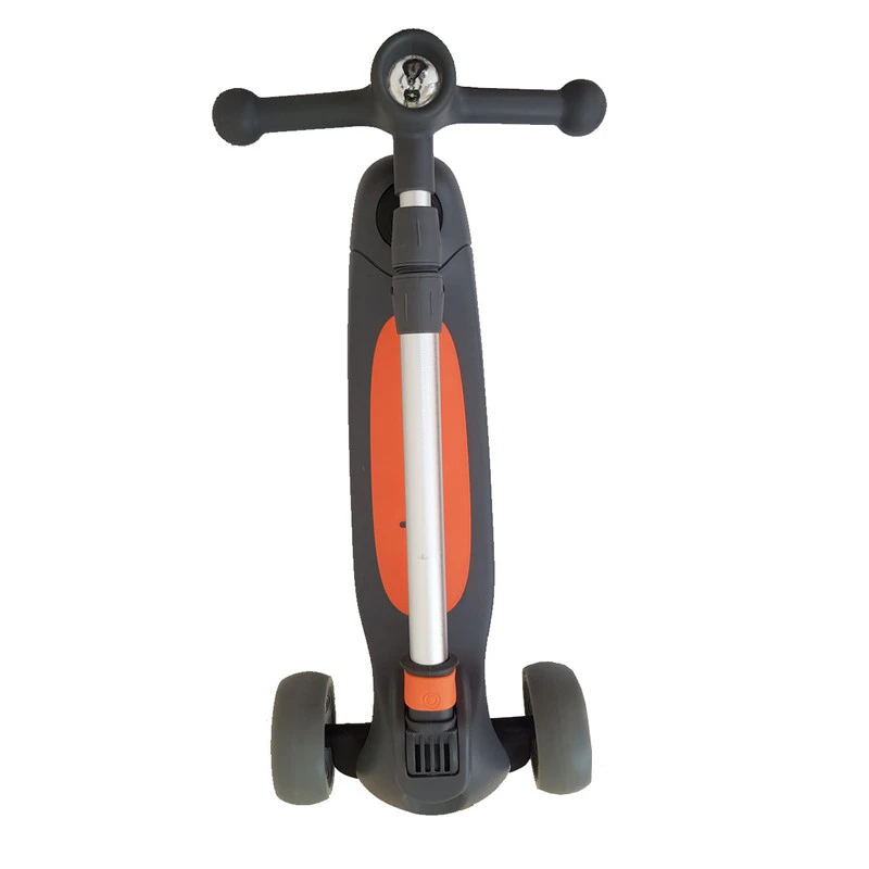 عکس شماره 9 : اسکوتر مدل چراغ دار تعادلی دریم